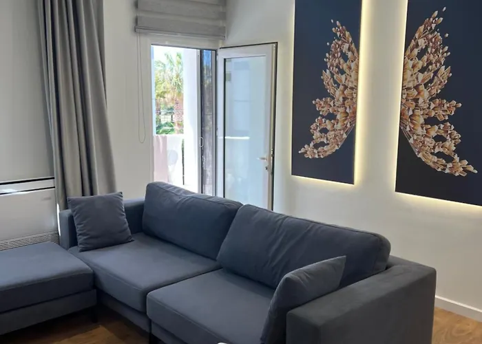 Amelia Apartment